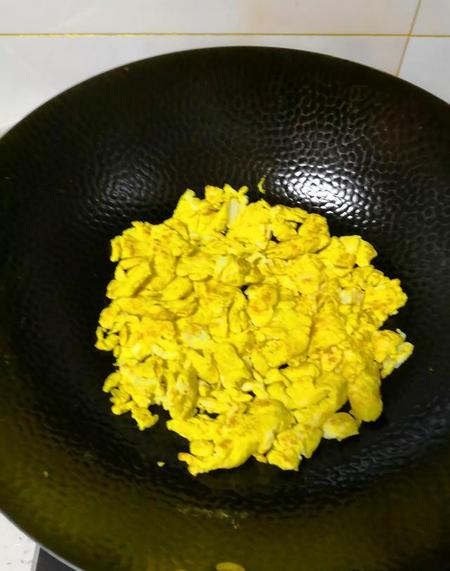 韭菜盒子可以和豆浆一起吃吗(豆浆韭菜盒子能一起吃吗)