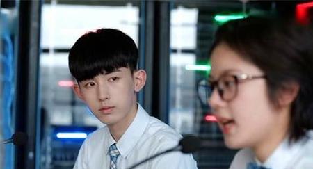 少年派中钱三一喜欢的人是谁(少年派中钱三一喜欢林妙妙吗)