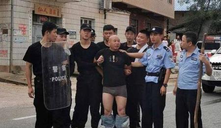 抓捕江西嫌犯曾春亮现场曝光(江西嫌犯曾春亮最新消息)
