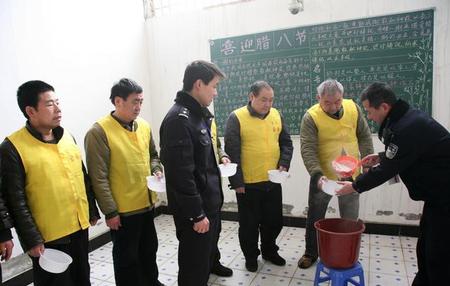 狱警和公安警察哪个待遇好
