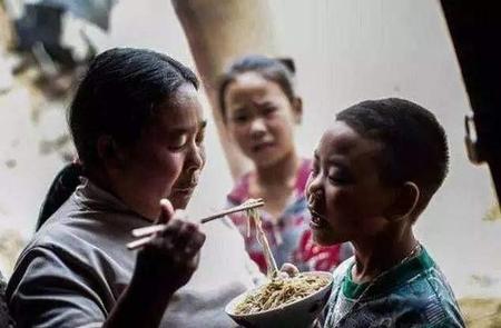 父在不留须母在不庆生是谁说的(母在不庆生父在不留须什么意思)