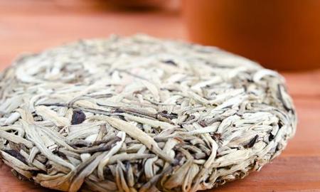 白茶的好坏怎么区分(福鼎白茶 白毫银针 白牡丹 贡眉 寿眉)
