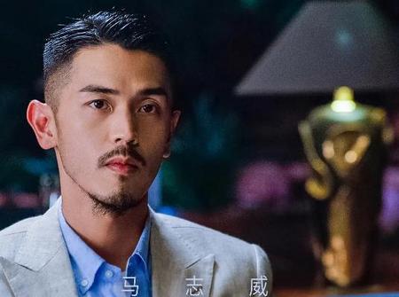 三十而已男主角许幻山是谁演的(许幻山的扮演者和李亚鹏)